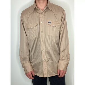 Vintage Wrangler Mens Western Shirt Size XL Tan Pearl Snap Pinstripe Retro Style